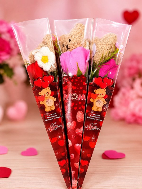 Corne Cadeau Romantique en Ours et Rose Artificielle